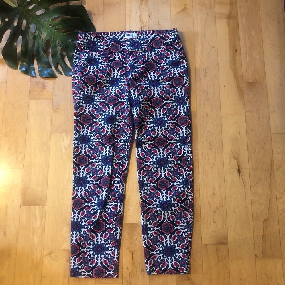 Old Navy slim crop pants